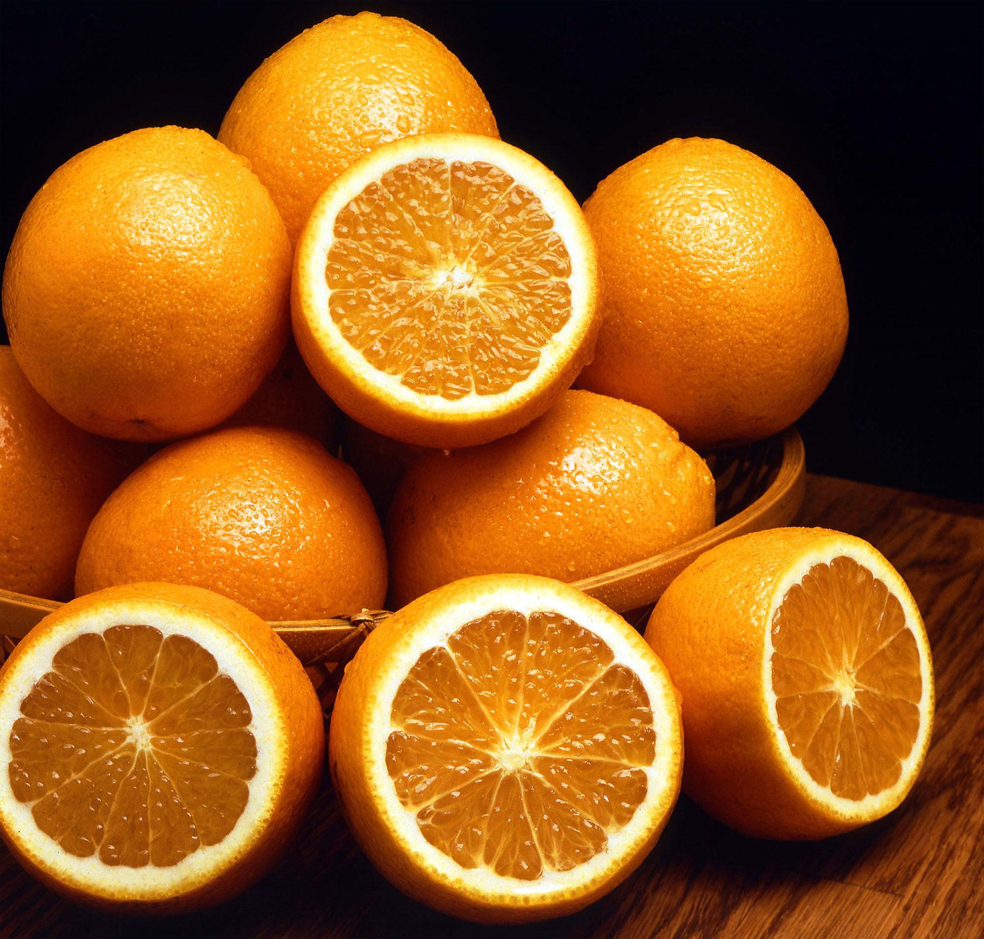 What Exactly Are Cara Cara Oranges?